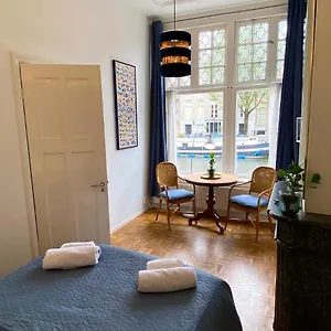  Affittacamere Canal Hideaway