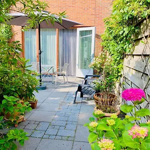 Private With Free Car Parking Bed & Breakfast